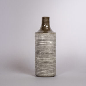 Vase / Flasche weiss gerillt