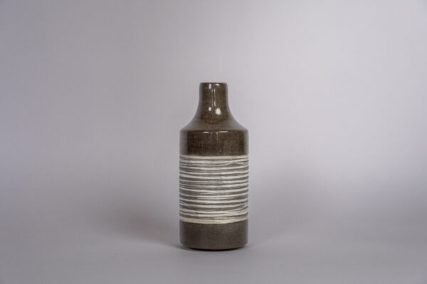Vase / Flasche teilweise weiss gerillt