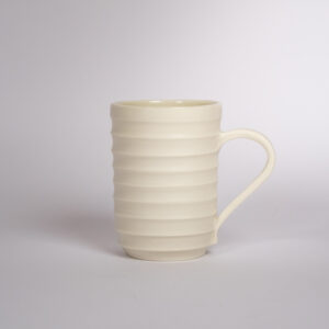 Teetasse mit breiten Rillen zylindrisvh
