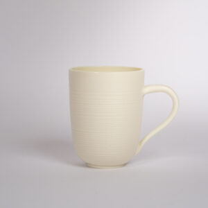 Teetasse fein gerillt gross